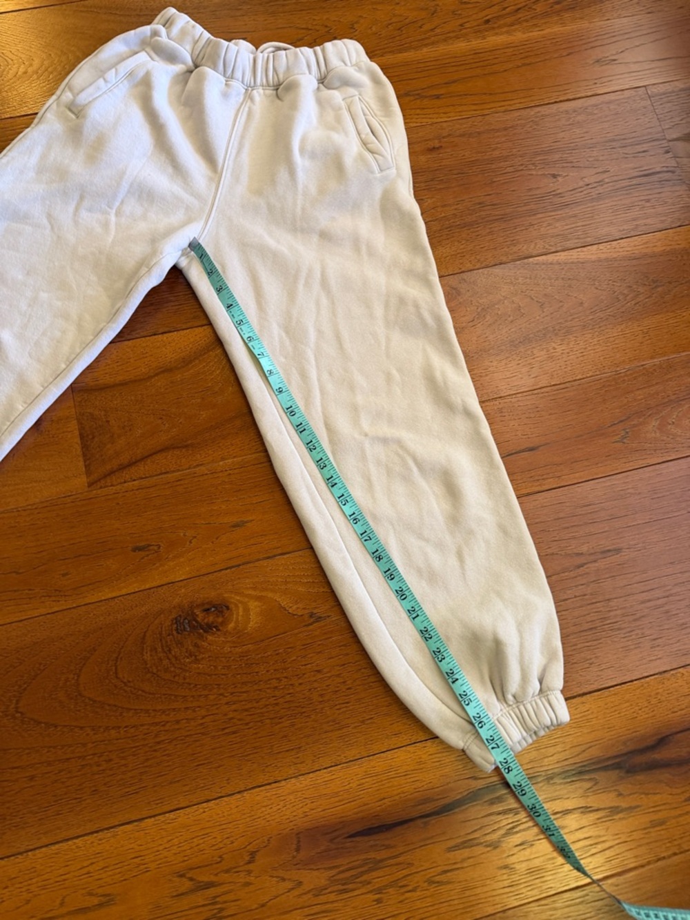Abercrombie & Fitch Essential Oversized Sunday Sweatpants - Picture 11 of 11